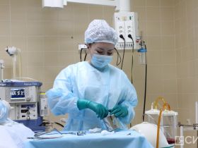 «Поставили на ноги за два дня»: мобильные хирурги оперировали 72-летнего мужчину в Верхневилюйске