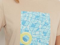 Футболка приталенного силуэта с принтом