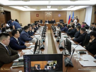 Депутаты Ил Тумэн обсудили вопросы о тарифах на электроэнергию в Сунтарском и Нюрбинском улусах