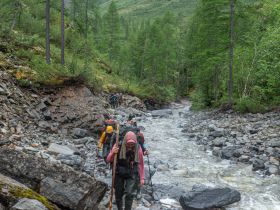 «В горах Семи Хребтов. Водопады хребта Сэттэ Дабан»