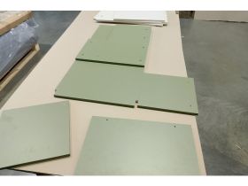 Шкаф навесной Энзо 1-53x104 Светло-бежевый/Оливковый