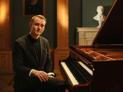 Евгений Лебедев. Цветные сны чёрно-белых клавиш