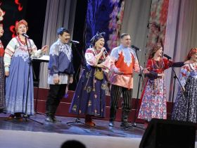 Айсен Николаев поздравил со 155-летием Якутскую епархию