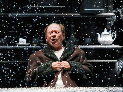 Билеты на Мещане (Театр на Васильевском) / Театр | Афиша | ИнфоТаймс