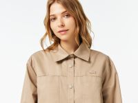 Женская лёгкая куртка Lacoste Regular Fit