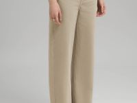 Джинсы женские