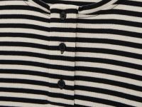 Блузка с округлым вырезом в полоску