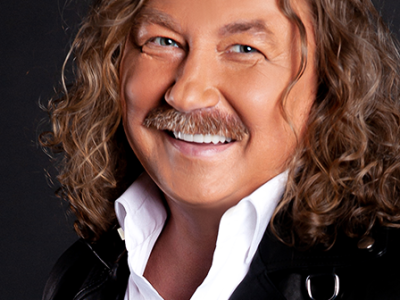 Игорь Николаев