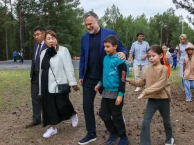 Кирилл Бычков навестил детей из Оймяконского района в лагере «Энергетик»