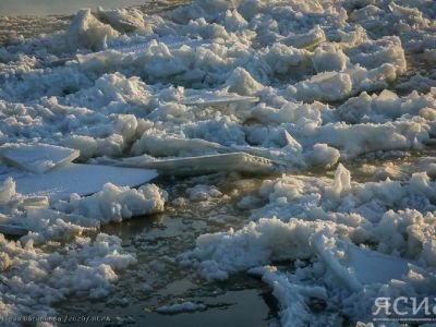 В Зырянке временно закрыли аэропорт из-за затопления взлетно-посадочной полосы