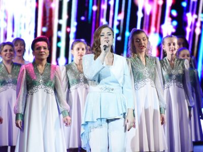 Губернаторский хор «Утро». В мире есть любовь (Музыкальный театр Кузбасса им. Боброва)