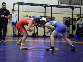 Якутские борцы прошли отбор на первенство России среди юниоров