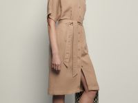 Платье с коротким рукавом и добавлением льна