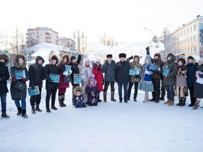 «Качели жизни» признаны лучшей работой конкурса ледовых скульптур «Зимняя сказка 2019» в Мирном