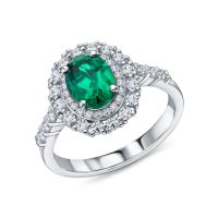 Серебряное кольцо с фианитами и изумрудами гидротермальными