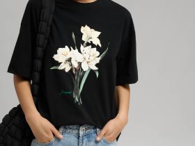 Свободная футболка из хлопкового джерси