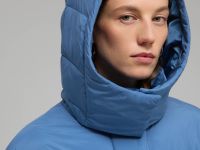 Стеганая куртка с капюшоном