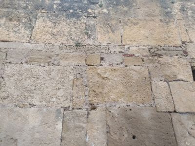 Граффити-строительные знаки