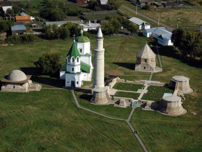 Комплекс памятников архитектуры XIII - XIV вв. на территории Булгарского городища