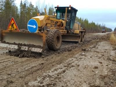 Дорожники обеспечивают проезд на федеральной автомобильной дороге «Вилюй» Якутии
