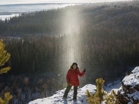Пещеры и наскальные рисунки реки Лена и речки Большое Кэтэмэ