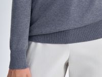 Джемпер с v-образным вырезом