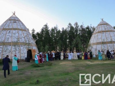 Основные тусулгэ Ысыаха Олонхо начали свою работу в Верхневилюйске