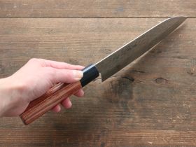 Нож шефа Сантоку Kanetsune, сталь DSR1K6, рукоять pakka wood