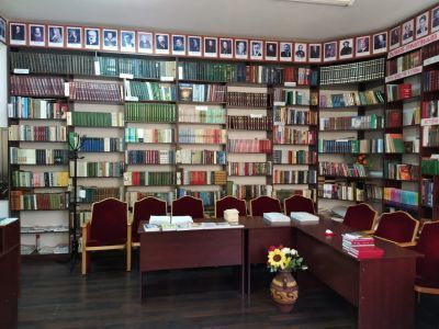 Центральная библиотека им. Али-гаджи из Инхо