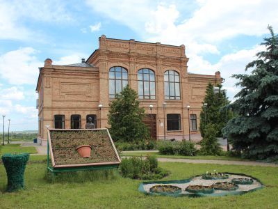 Дом, в котором находилось Высшее начальное училище в 1913 году