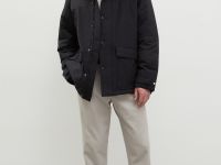 Куртка oversize силуэта с капюшоном