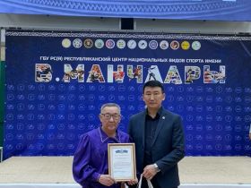 В Якутии проходит фестиваль-конкурс «Мас уустарын тойуга»