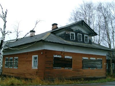 Дом, где жил художник-косторез В.Т.Узиков