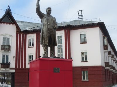 Скульптурный монумент С.М.Кирову в г. Инте