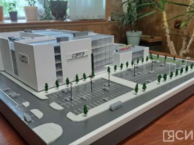 Сербский архитектор представил макет реконструкции Крестьянского рынка в Якутске