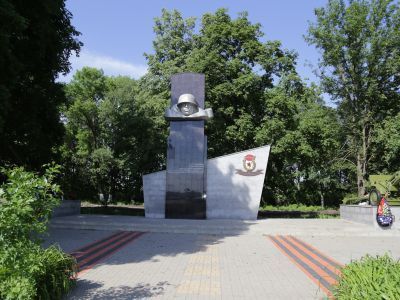 76-мм орудия ЗИС-3, установленные на рубеже обороны 7-й Гвардейской армии