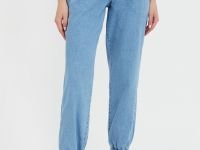 Джинсы jogger fit женские