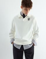 Молочный лонгслив-поло с вышивкой Глория Джинс