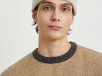 Вязаная шапка с добавлением шерсти и кашемира