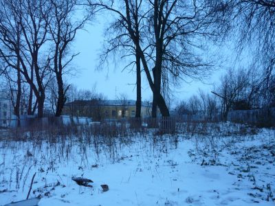 Жилой дом (с территорией)