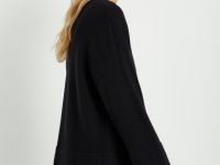 Джемпер свободного силуэта с широкими рукавами