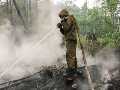 Окурок стал причиной лесного пожара в Усть-Алданском районе