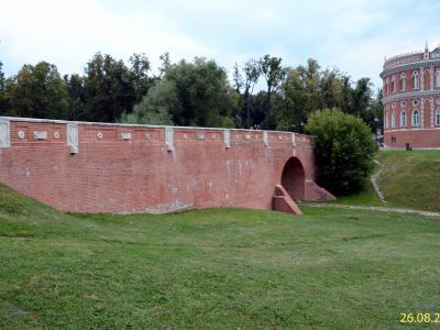 Горбатый мостик