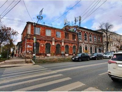 Дом, где в квартире-мастерской художника Ф.Е.Бурова Ленин Владимир Ильич неоднократно бывал