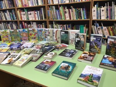 Библиотека с. Полноват