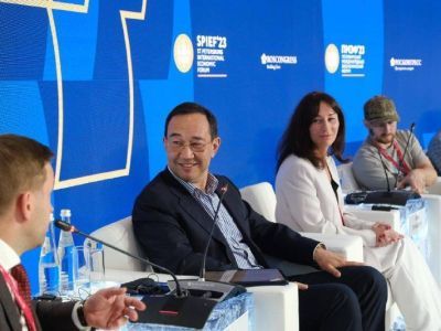 На ПМЭФ Якутия находит новые технологии развития транспорта