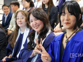 В СВФУ вручили дипломы выпускникам Института зарубежной филологии и регионоведения