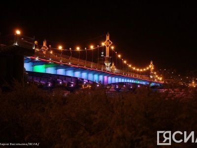 Пока в Якутии была ночь: Герой России Дубров, бюст Гагарина в Боливии, турецкий электрокар