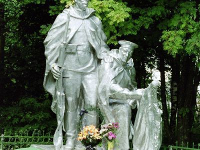 Братская могила