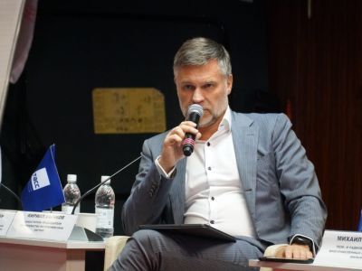 Бычков высказался о важности увязки Севморпути, рек и Ленского моста в единый транспортный комплекс